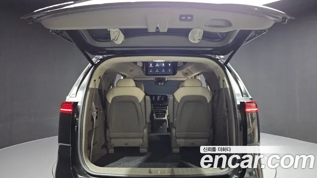 Kia Carnival 4th Gen — Фото автомобиля 20
