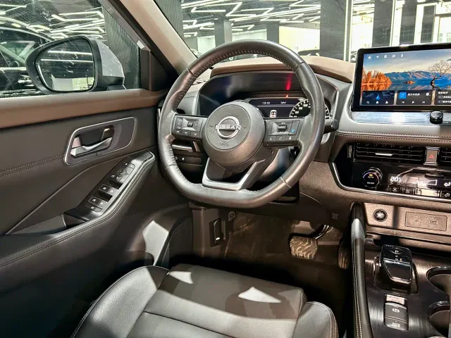 Nissan X-Trail — Фото автомобиля 24