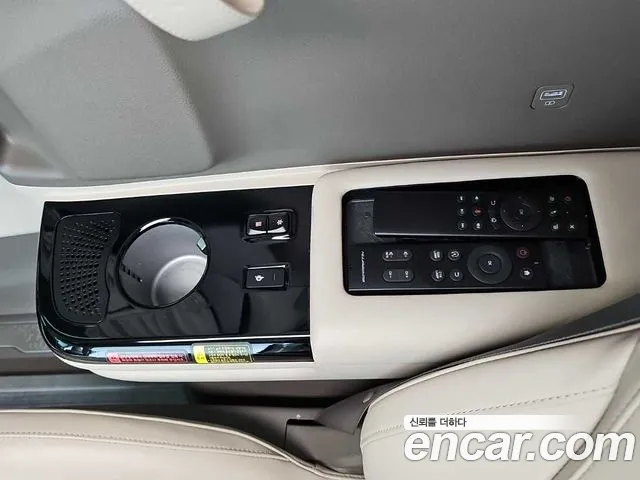 Kia Carnival 4th Gen — Фото автомобиля 14