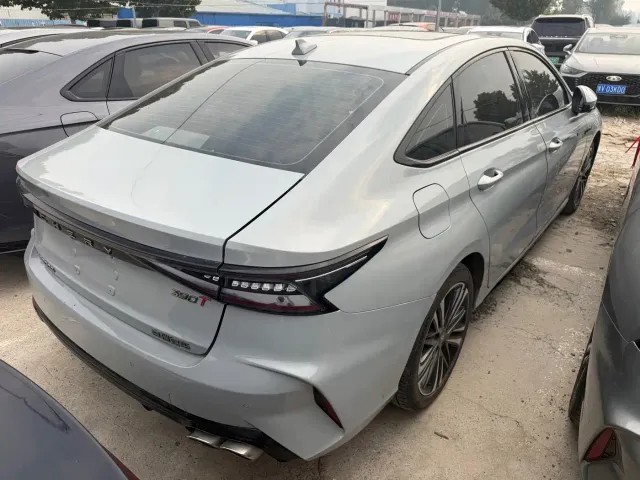 Chery Arrizo 8 — Фото автомобиля 9