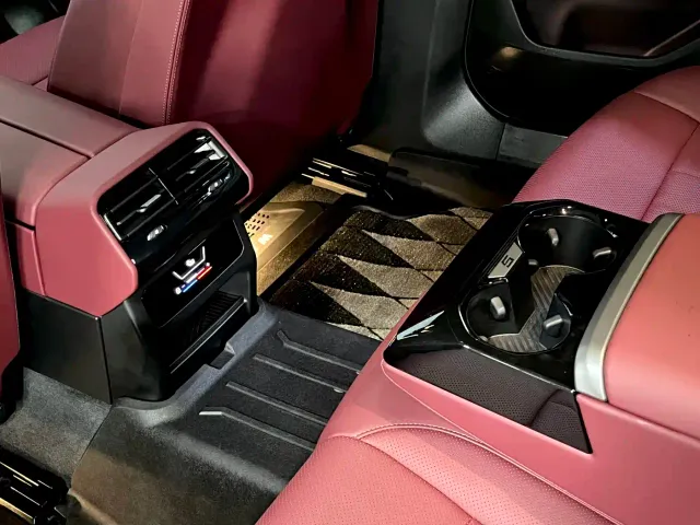 BMW 5 Series — Фото автомобиля 7