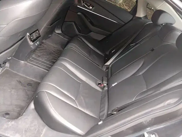 Honda Accord — Фото автомобиля 16