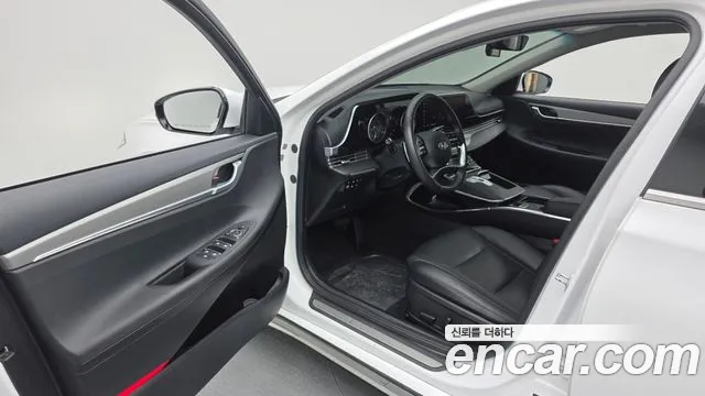 Hyundai Grandeur Новый Grandeur IG 3.0 LPi (Для проката) — Фото автомобиля 10