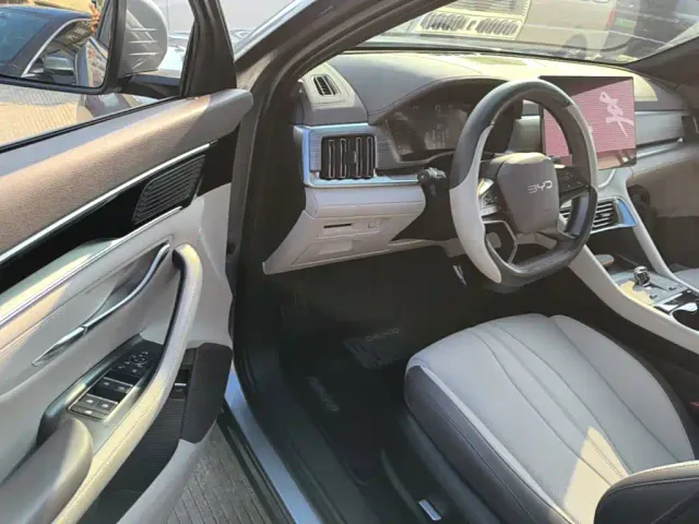 BYD Song PLUS — Фото автомобиля 15