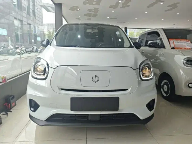 Leapmotor T03 — Фото автомобиля 2