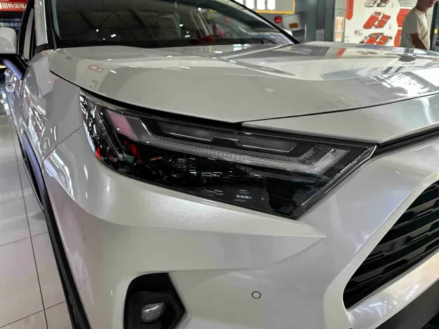 Toyota RAV4 — Фото автомобиля 17