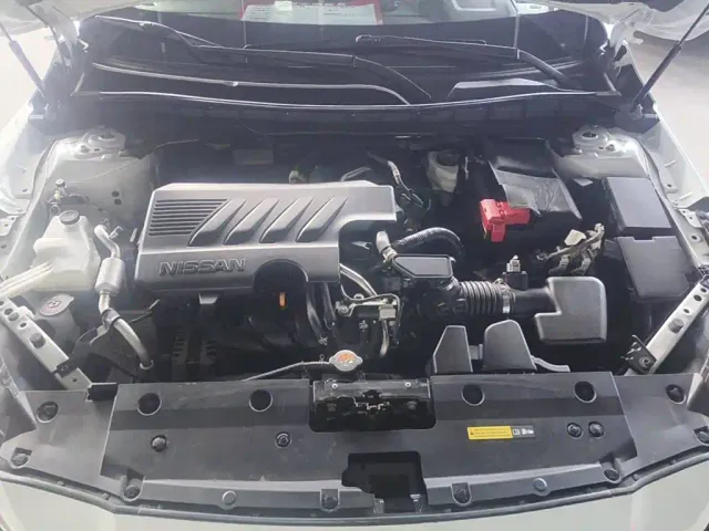 Nissan Teana — Фото автомобиля 3