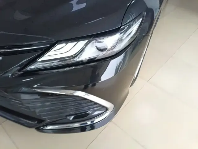 Toyota Camry 2021 2.0G Luxury Edition — Фото автомобиля 2
