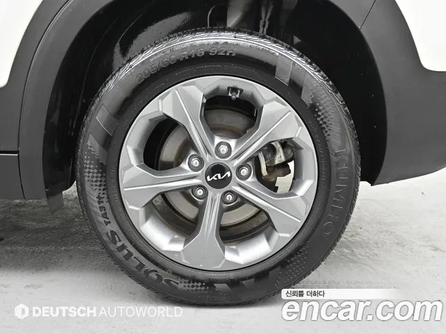 Kia Seltos Новый Seltos Бензин 2.0 2WD — Фото автомобиля 5