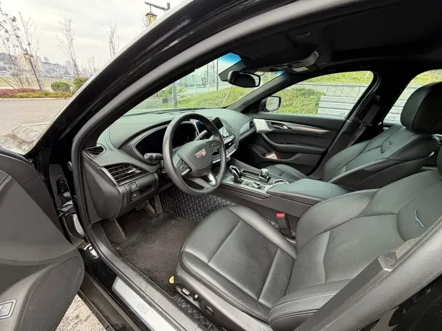 Cadillac CT5 — Фото автомобиля 7