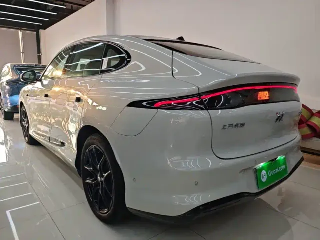 IM Motors LS6 — Фото автомобиля 4