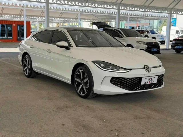 Volkswagen Lamando — Фото автомобиля 3