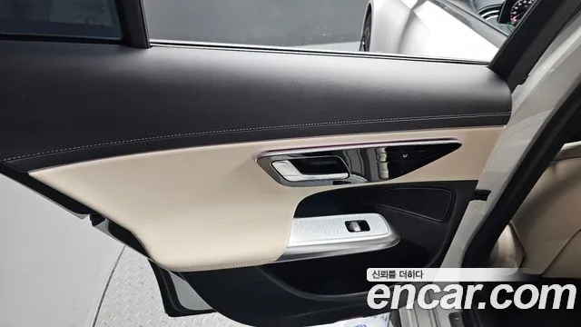 Mercedes-Benz E-Class W214 — Фото автомобиля 24