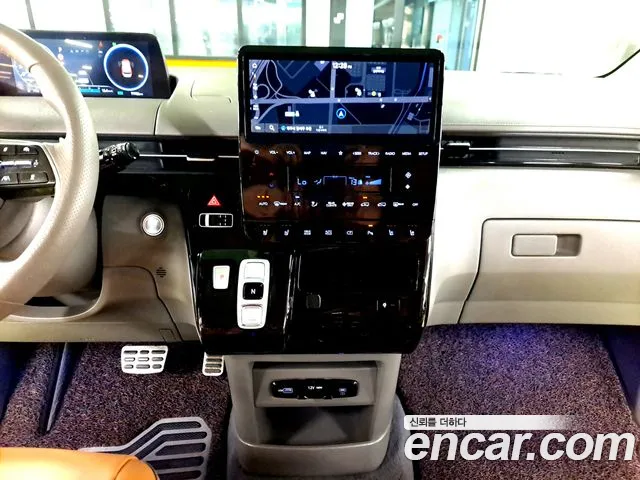 Hyundai Staria Staria — Фото автомобиля 12
