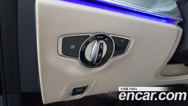 Mercedes-Benz E-Class E-класс W213 E350 4MATIC Exclusive — Фото автомобиля 26