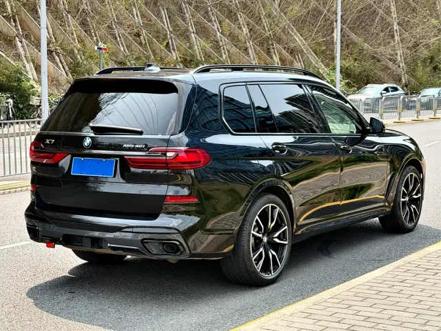 BMW X7 — Фото автомобиля 5