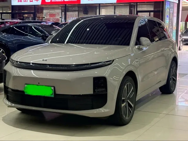 Фотография автомобиля — Li Auto L6