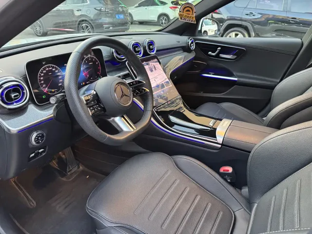 Mercedes-Benz C-Class — Фото автомобиля 4