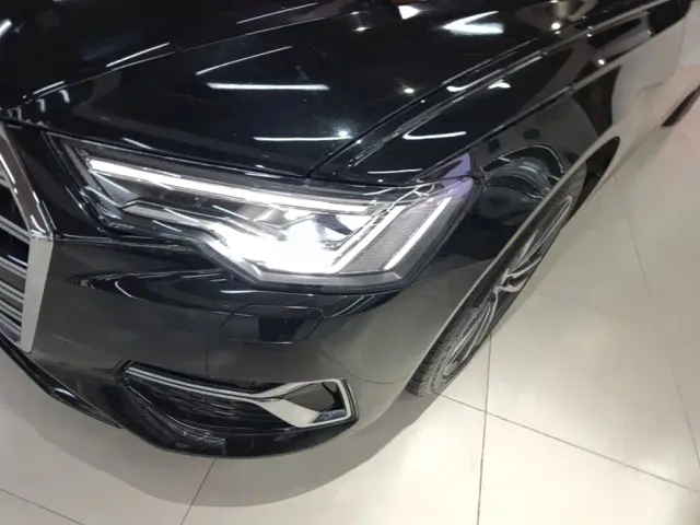 Audi A6L — Фото автомобиля 23