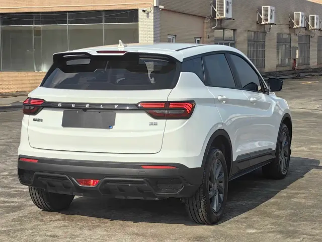 Geely Binyue — Фото автомобиля 7