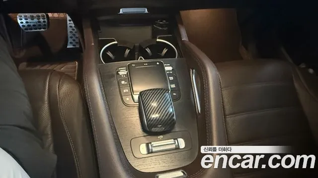 Mercedes-Benz GLE-Class — Фото автомобиля 9