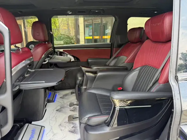 GAC Trumpchi M8 — Фото автомобиля 5