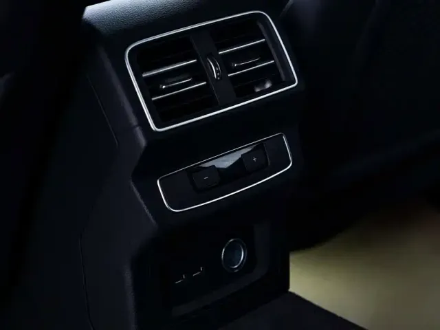 Audi Q5L — Фото автомобиля 22