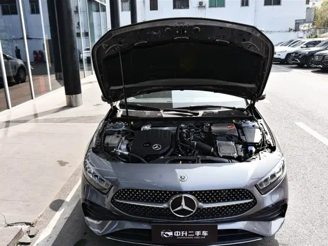 Mercedes-Benz Mercedes-Benz A-Class 2023 A 200 L Fashion — Фото автомобиля 5