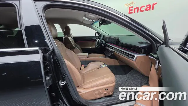 Hyundai Grandeur Grandeur (GN7) 2.5 Бензин 2WD — Фото автомобиля 9