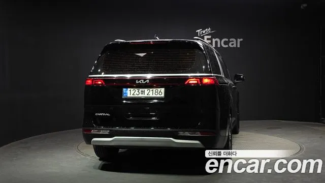 Kia Canival Carnival 4 поколение Дизель 9 мест Prestige — Фото автомобиля 4