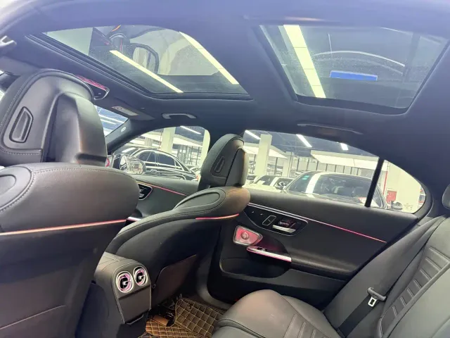 Mercedes-Benz C-Class — Фото автомобиля 15