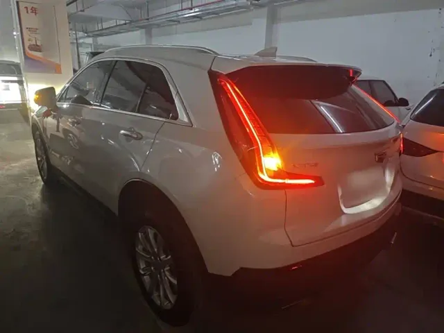 Cadillac XT4 — Фото автомобиля 4