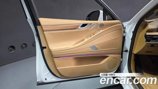 Genesis G80 Бензин 2.5 турбо AWD — Фото автомобиля 21