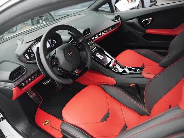 Lamborghini Huracan — Фото автомобиля 9
