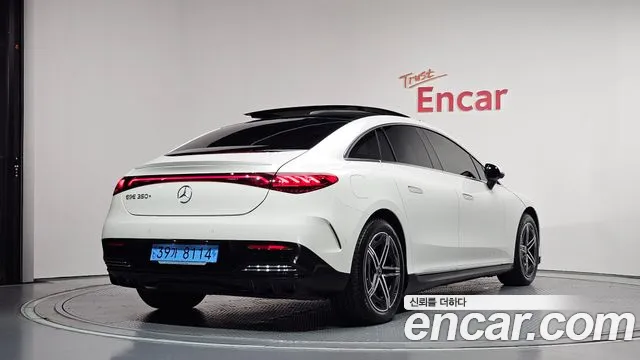 Mercedes-Benz EQE — Фото автомобиля 2