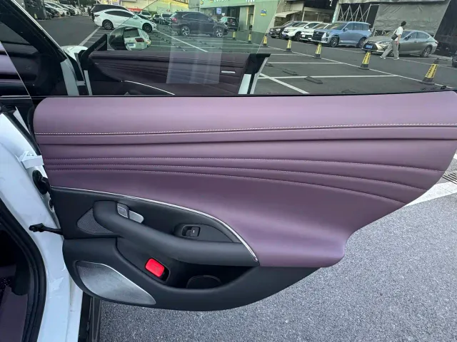 Xiaomi SU7 — Фото автомобиля 22