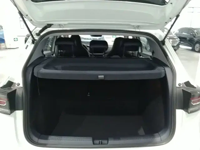 Volkswagen Tharu — Фото автомобиля 18