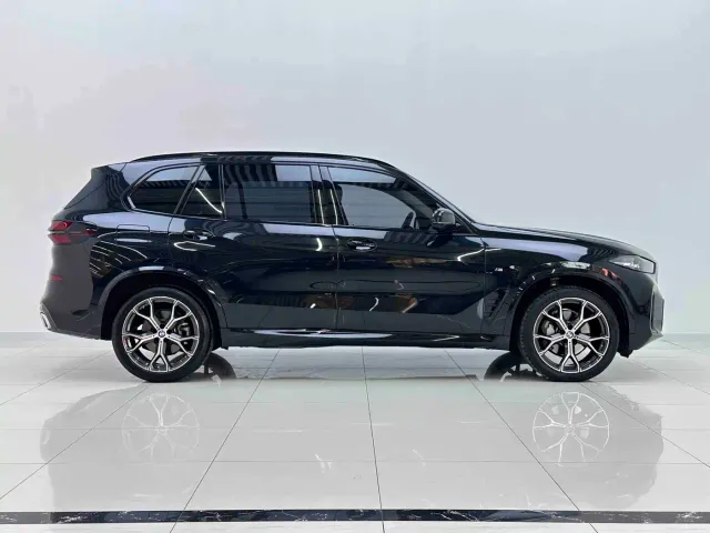 BMW X5 — Фото автомобиля 4