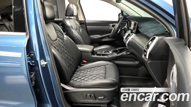 Kia Sorento Sorento 4-е поколение Бензин 2.5T 2WD — Фото автомобиля 9