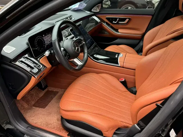 Mercedes-Benz S-Class — Фото автомобиля 3