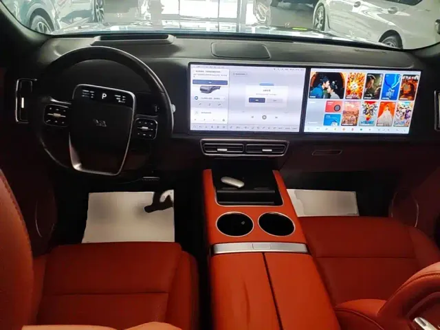 Li Auto L9 — Фото автомобиля 9