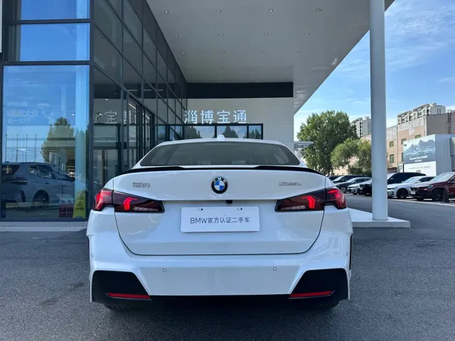 BMW 2 Series — Фото автомобиля 13