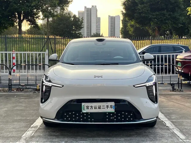 IM Motors LS6 — Фото автомобиля 2