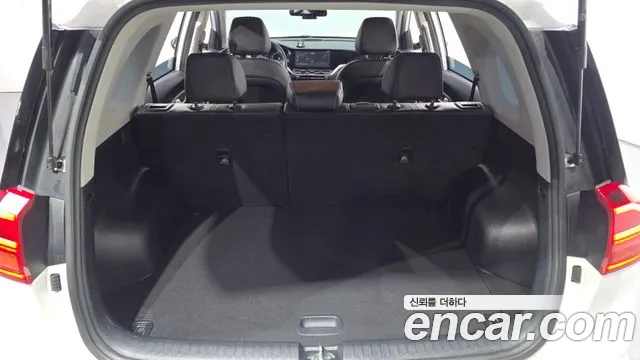 Kia Niro — Фото автомобиля 20