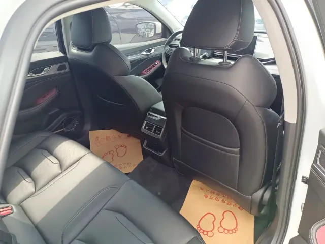Geely Xingrui — Фото автомобиля 8