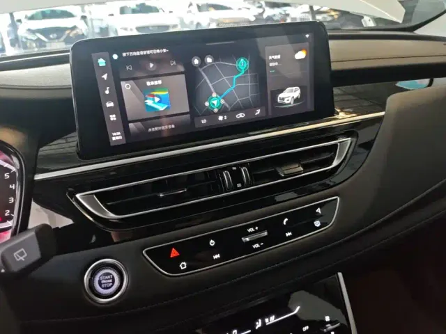 Changan CS75 — Фото автомобиля 12