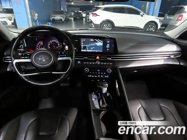 Hyundai Avante CN7 — Фото автомобиля 7