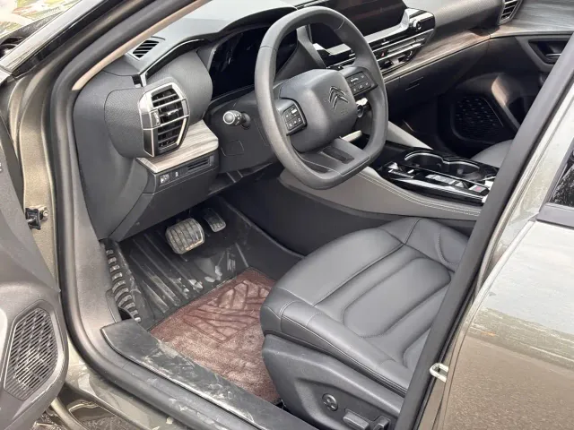 Citroen C5 X — Фото автомобиля 4