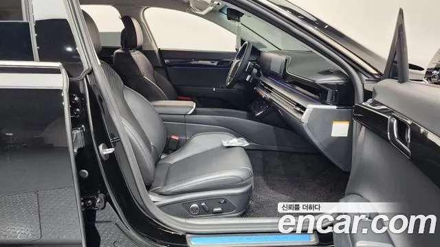 Hyundai Grandeur GN7 — Фото автомобиля 26