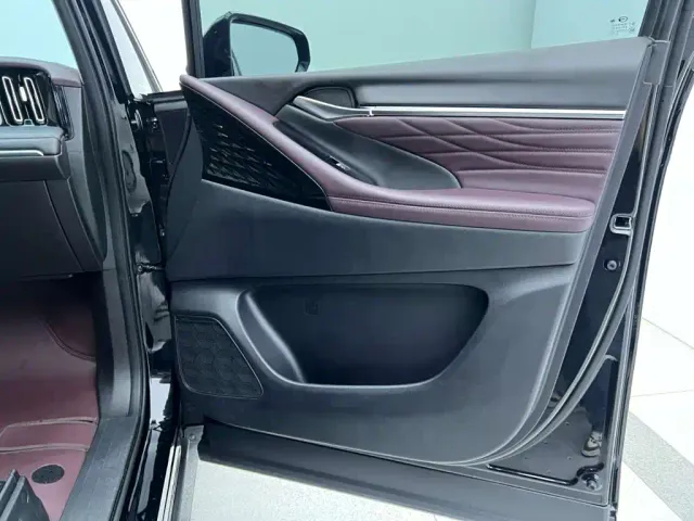 GAC Trumpchi M8 — Фото автомобиля 22